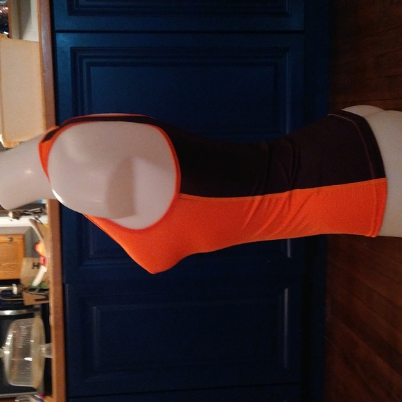 Free add on item Size Xs Nike orange racer back tank top - Picture 8 of 14